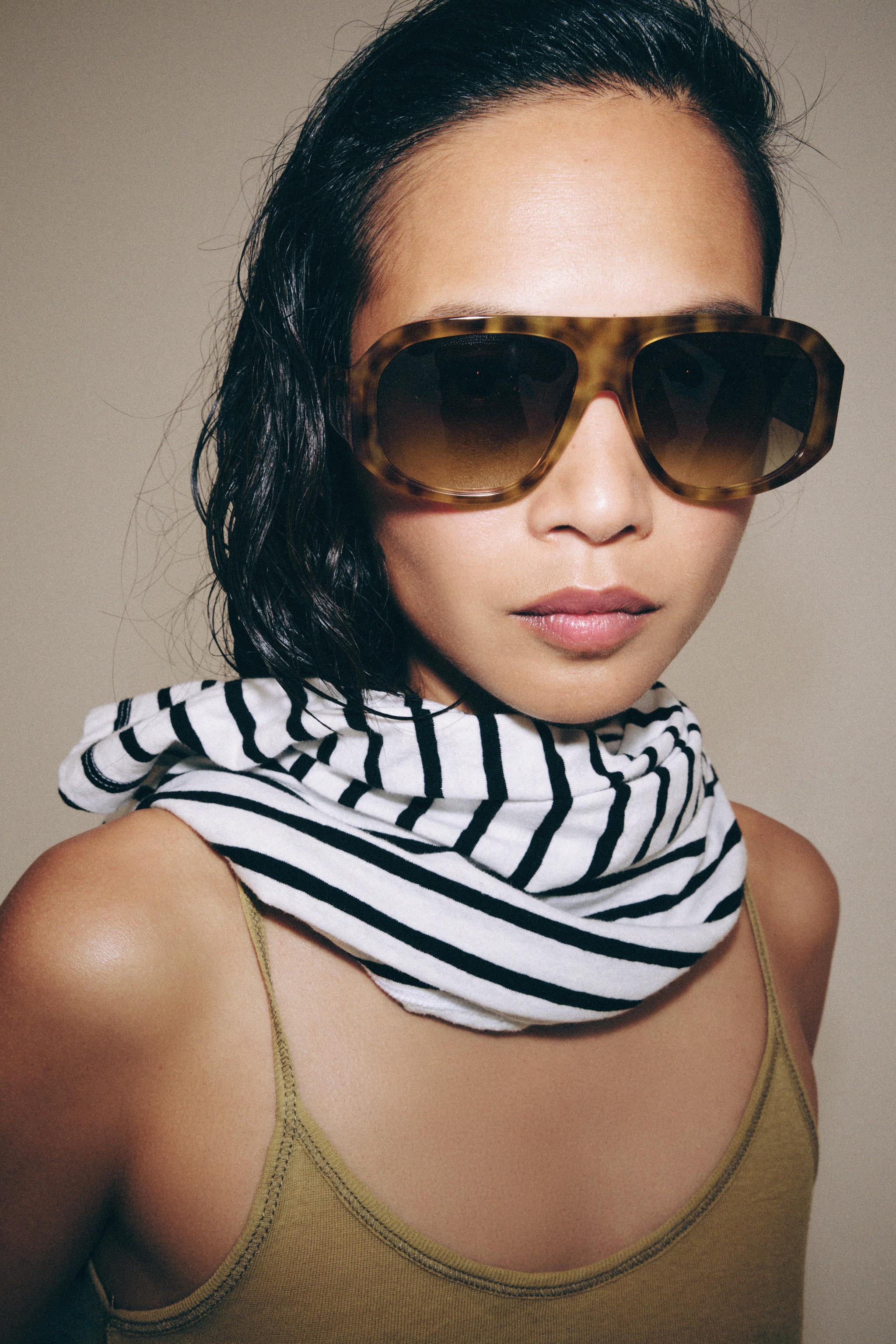 AVIATOR SUNGLASSES